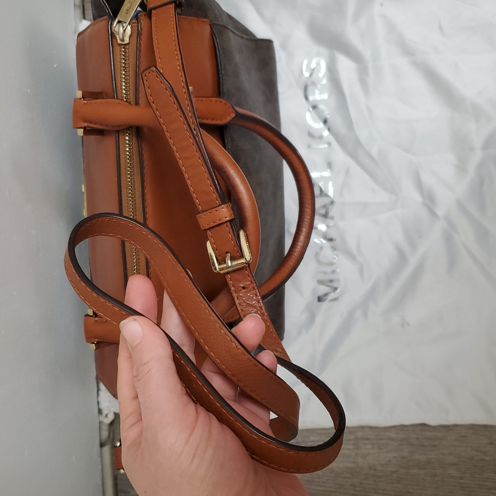 Michael Kors Two-Tone Satchel in Brown and Tan With Dust Bag - Picture 6 of 16